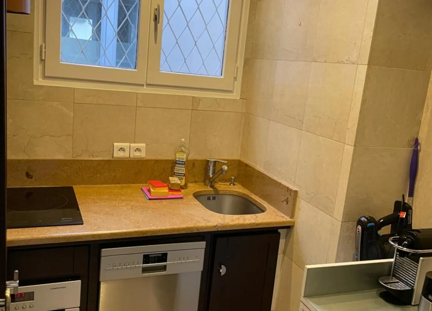 Apartment Paris Arc De Triomphe- Tour Eiffel - Champs Elysees - 4 People France